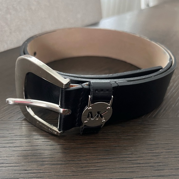 Michael Kors Black Logo Belt - Picture 2 of 9